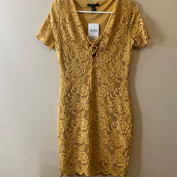 Yellow/mustard dress - Picture 2 of 3